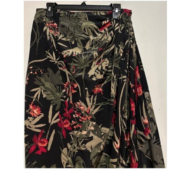 Coldwater Creek Wrap Maxi Skirt Small Floral Print 100% Silk Tropical Cruise - Picture 2 of 8